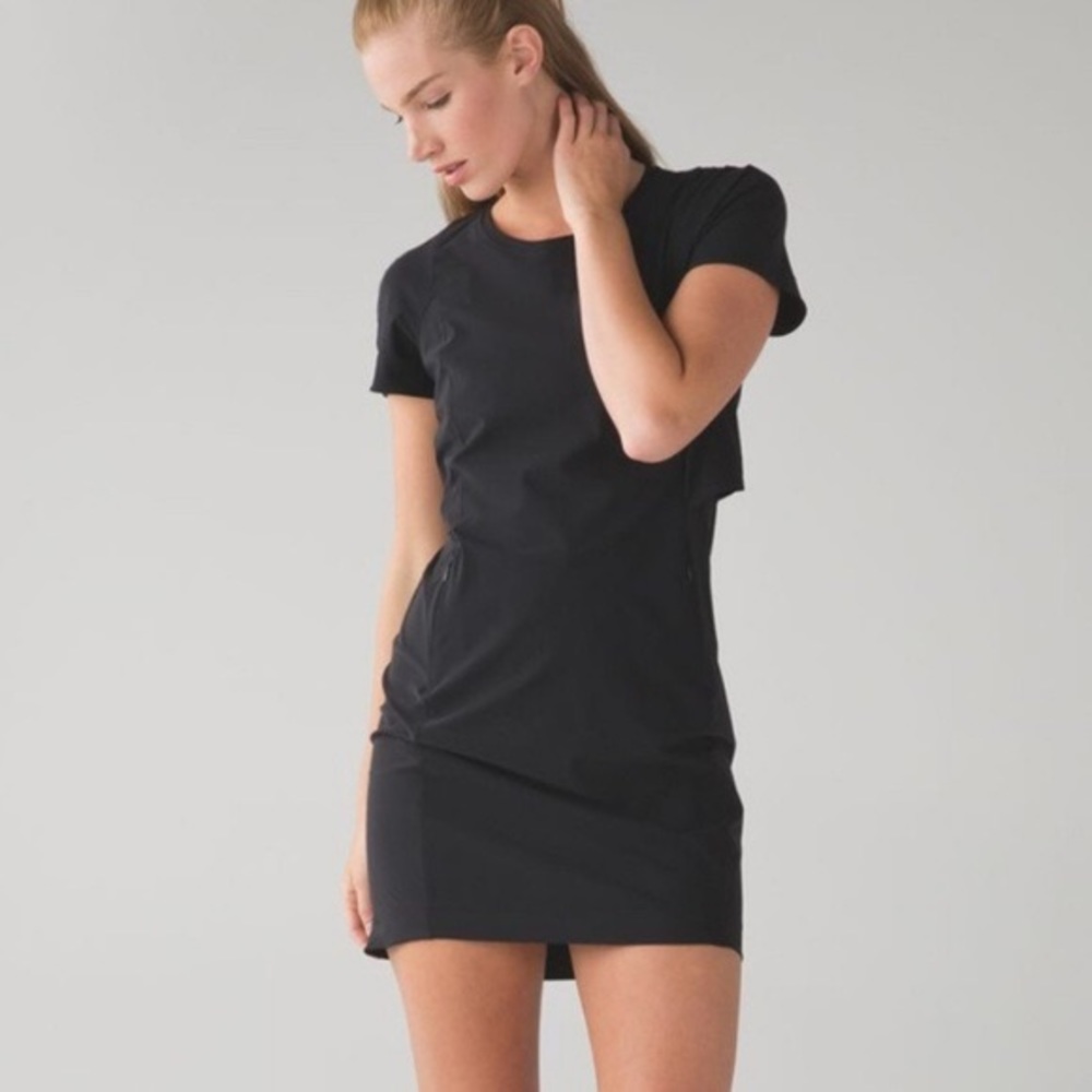 LULULEMON &go endeavor dress